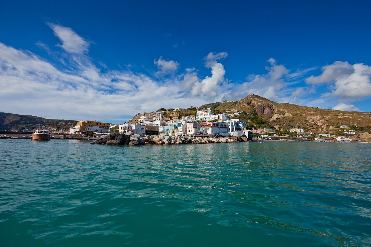 Giro di Ischia in Barca