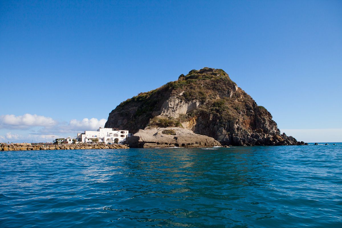 Giro di Ischia in Barca